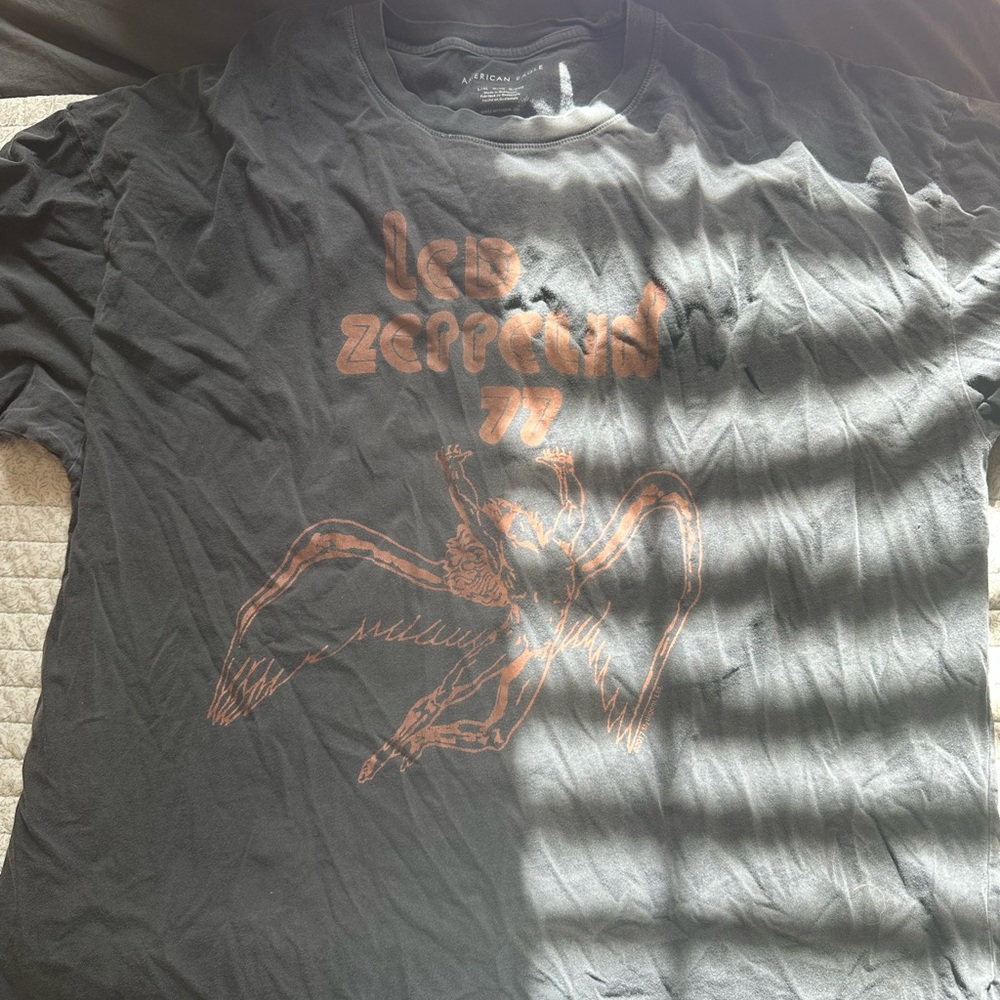 American Eagle Outfitters Black Graphic Tee